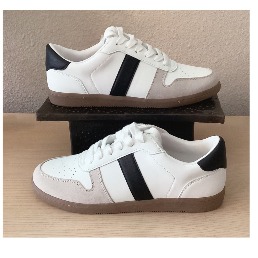 Universal Thread Nikita Fashion Sneakers NWT